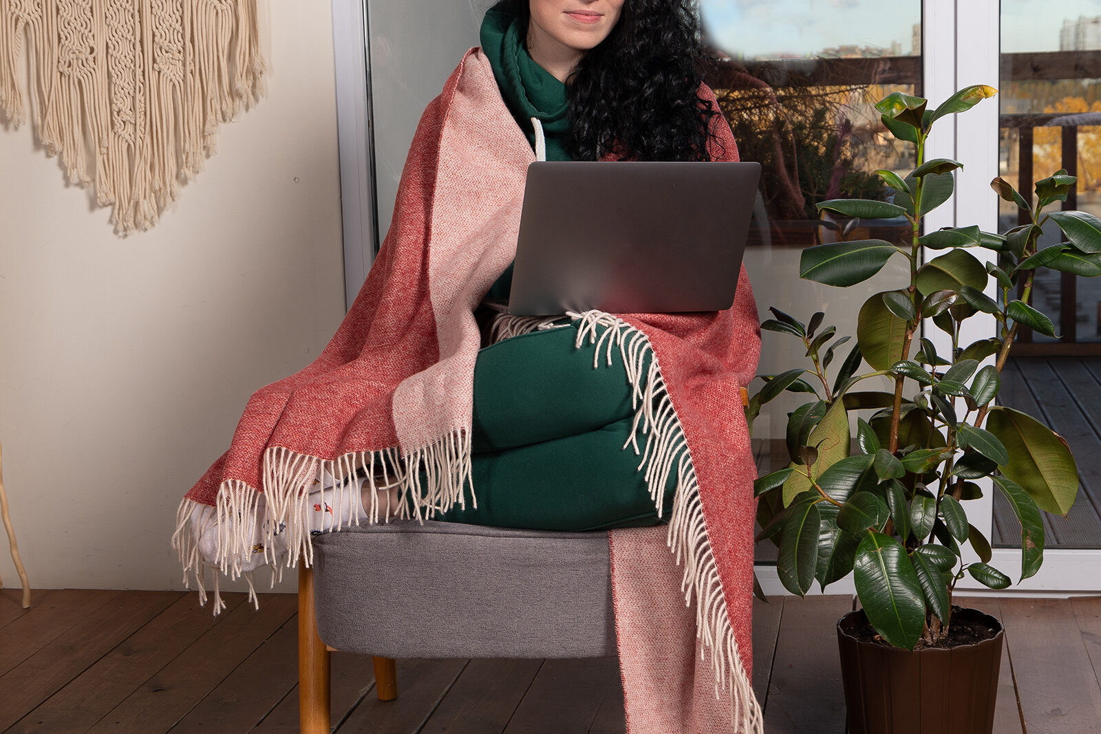 Merinowolle waschen: So bleiben Decke, Pullover und Socken weich